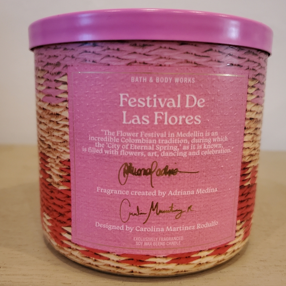 Bath & Body Works Candle - Festival De Las Flores - Picture 2 of 4